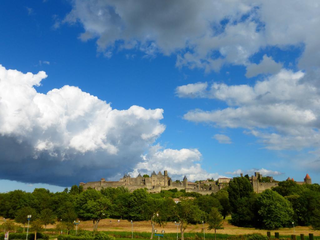 Carcassonne Guesthouse Bagian luar foto